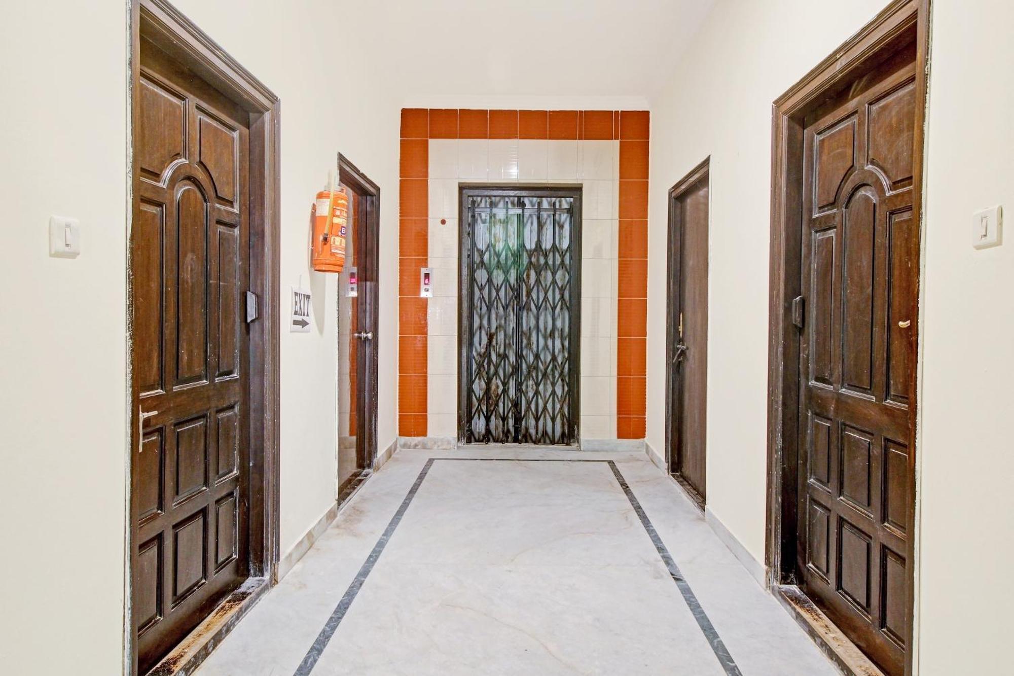 Hotel O Kalyan Kondapur  Екстериор снимка